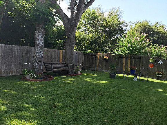 5th image of 13031 Parkbrook Way Ln