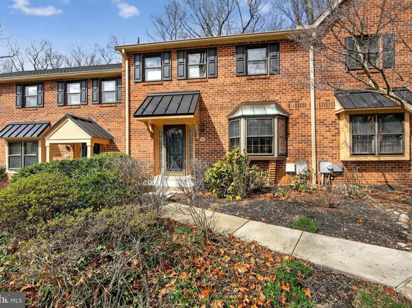 141 Putney Ln, Malvern, PA 19355