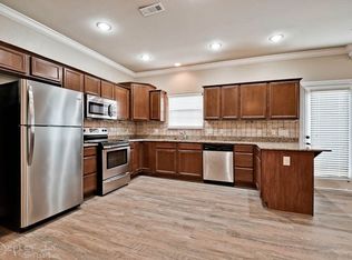 101 Carrington Ave, Lowell, AR 72745