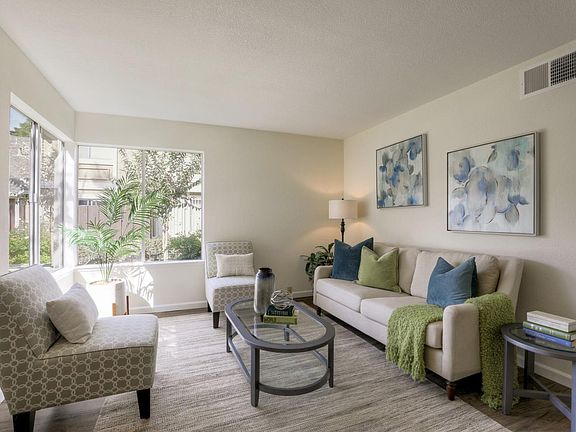 3rd image of 2274 Warfield Way Unit D