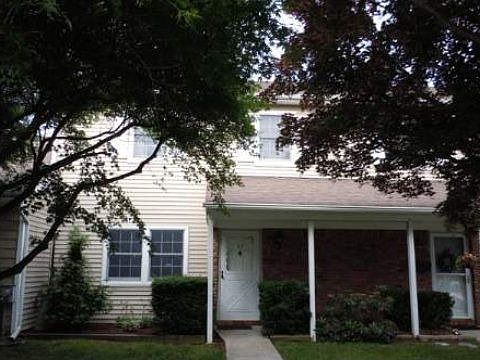 2nd image of 31 Meadow Ct