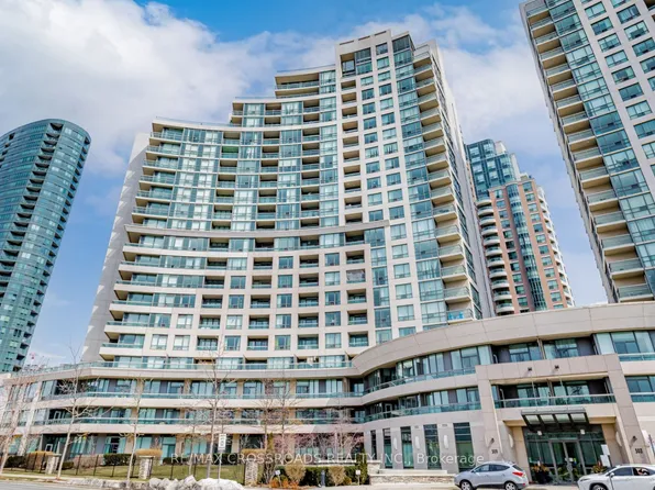 509 Beecroft Rd, Toronto, ON