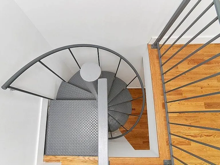3215 Clarendon Rd #4F — Photo 12