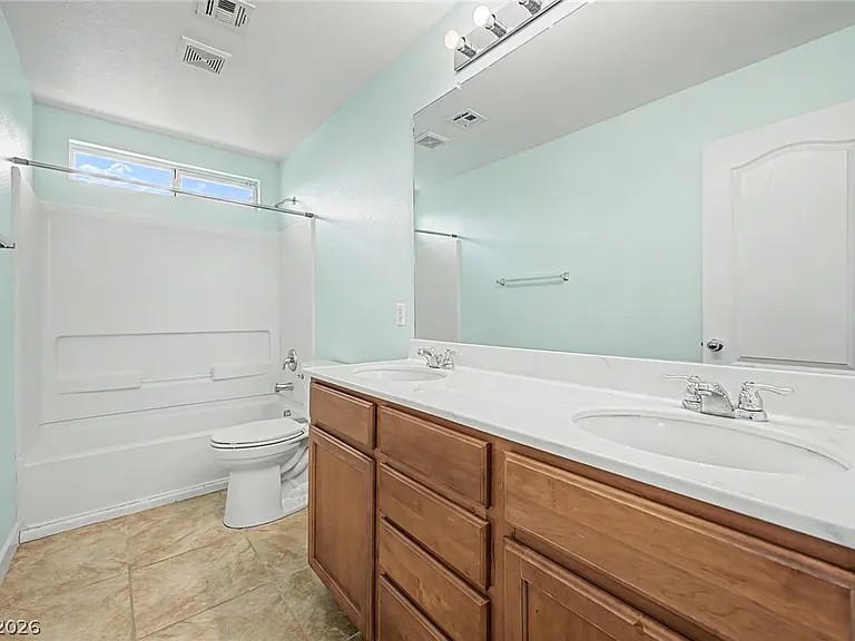 10907 Castle Fountain St — Photo 27