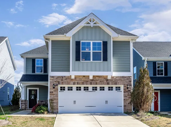 129 Mornington Pl, Clayton, NC 27520