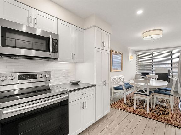 4th image of 250 Hammond Pond Pkwy APT 604N