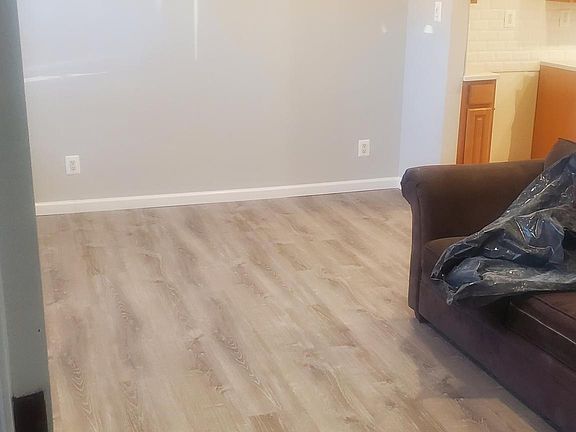 5th image of 160 Fillmore St Floor 1