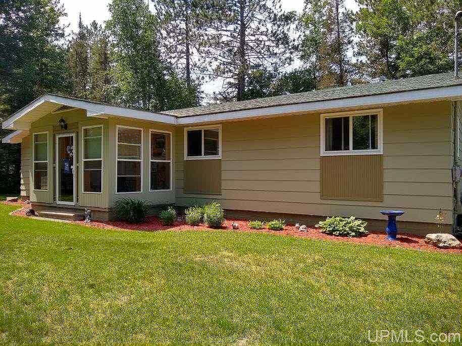 1st image of 377 N River Dr