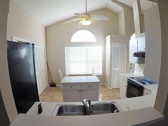 3rd image of 6295 Arborwood Ave
