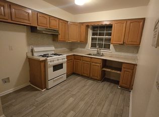 54 Voorhees St #V1, Newark, NJ 07108