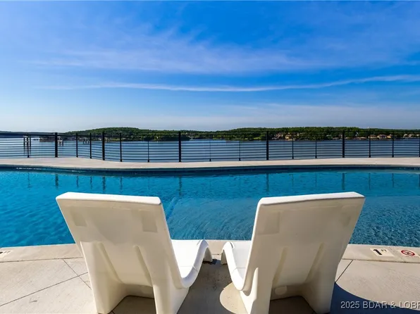 100 Blue Heron Hl #108, Lake Ozark, MO 65049