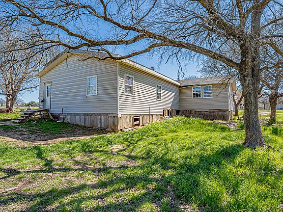 3rd image of 178 County Road 4372