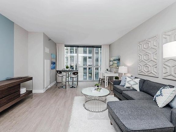3rd image of 70 E Lake St #802