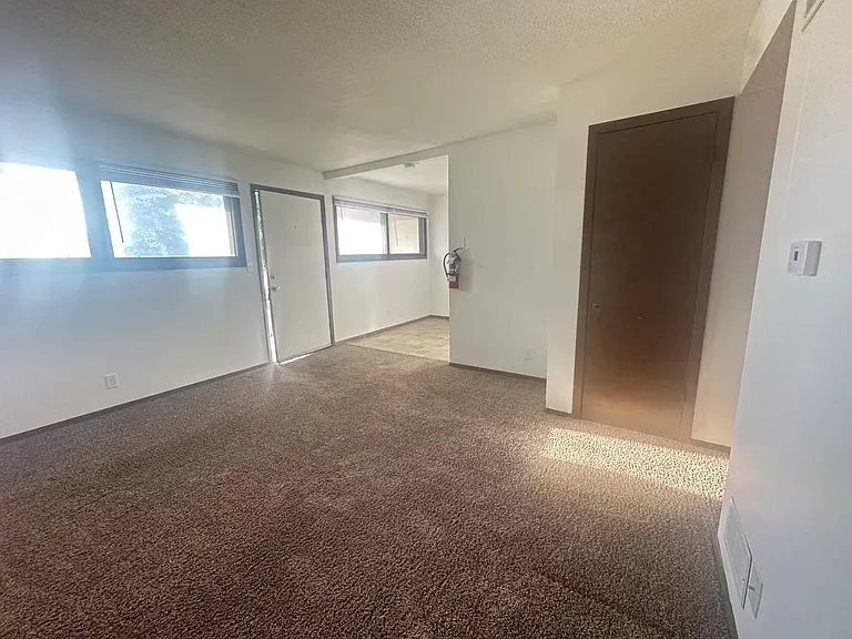 875 N 25th St #883 — Photo 3