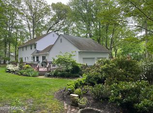 3 Fairway Ln, Ocean, NJ 07712