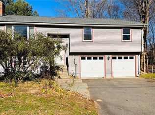 7 Townline Rd, Windsor Locks, CT 06096
