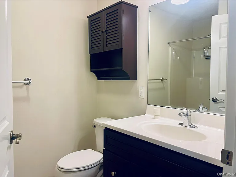 46 Islip Ave #201 — Photo 12