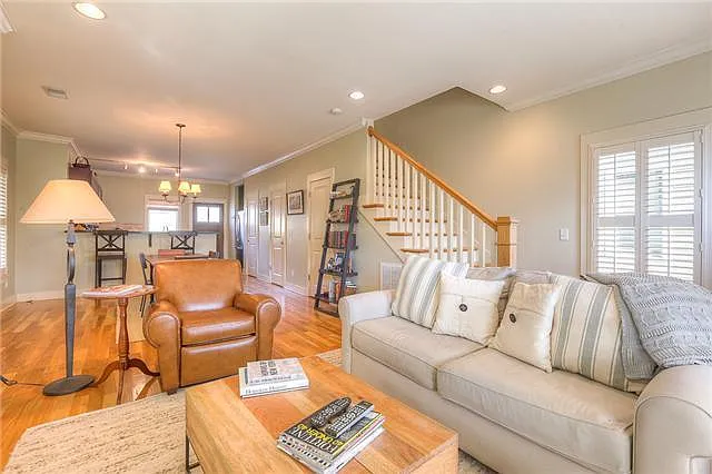 349 Sylvan Park Ln — Photo 6