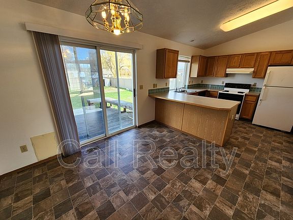 5th image of 4107 E Upriver Dr