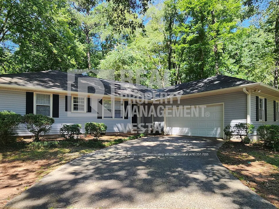 553 Beauregard Dr