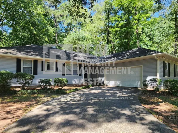 553 Beauregard Dr, Macon, GA 31220
