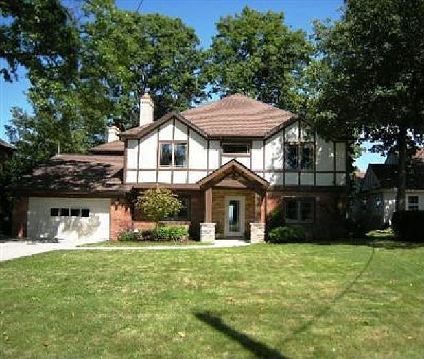 1st image of 15112 Edgewater Dr