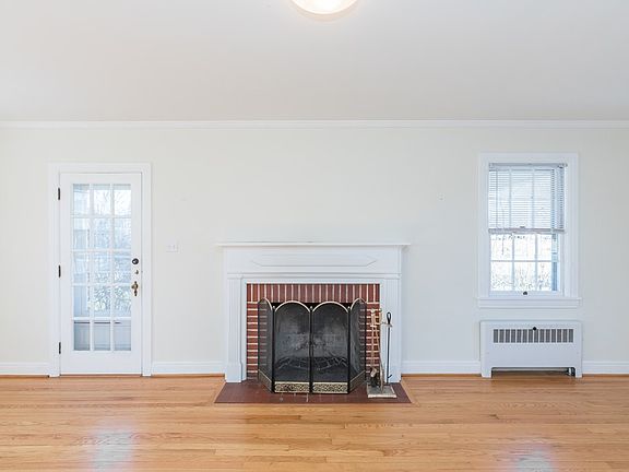5th image of 455 S 1st St