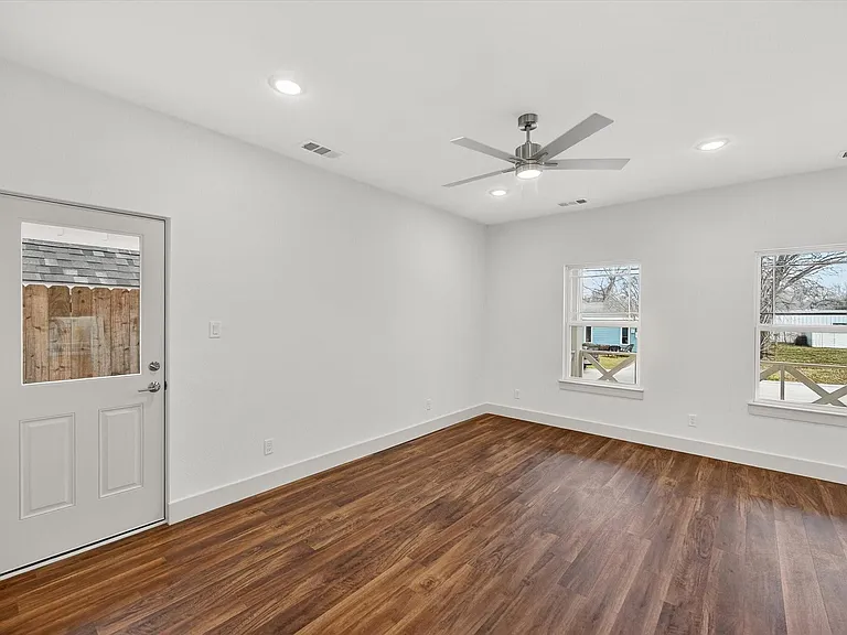 502 E Kimball St #2 — Photo 10