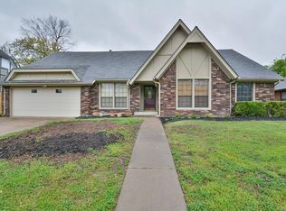 8622 S 71st Ave E, Tulsa, OK 74133