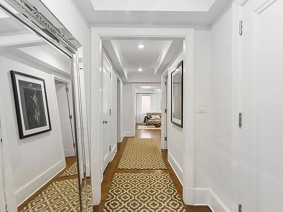 4th image of 530 Park Ave #H2