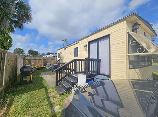 15175 Stringfellow Rd, Bokeelia, FL 33922