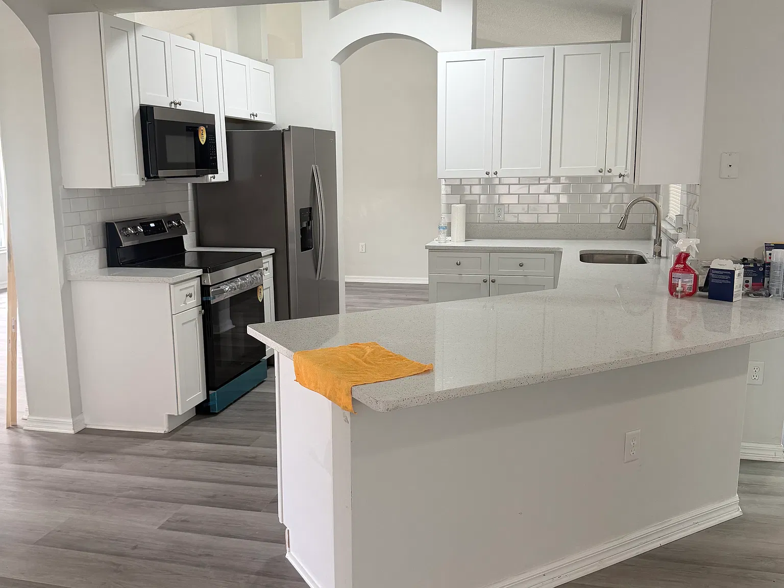 4 bed, 1928 sqft, $2,350 — Photo 1