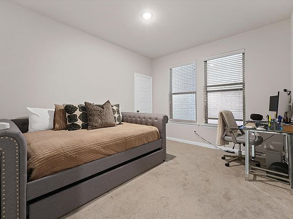 5th image of 7575 Millingston Rd