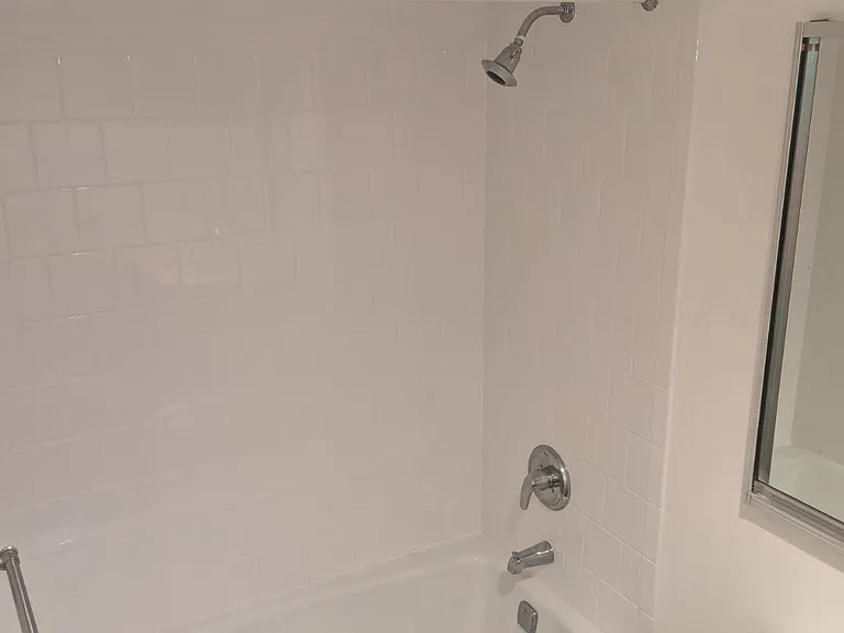 1465 E Putnam Ave #509 — Photo 14