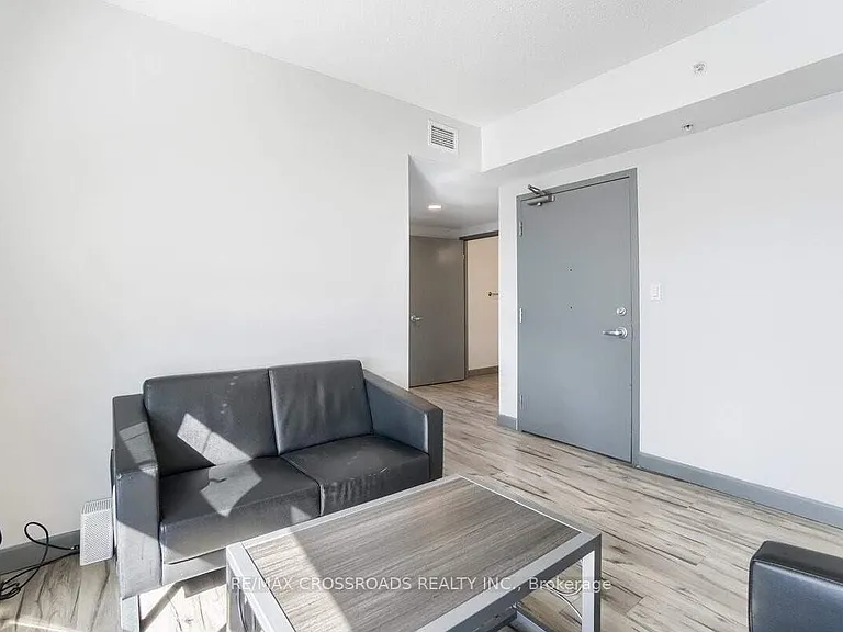 258B Sunview St #2117 — Photo 8