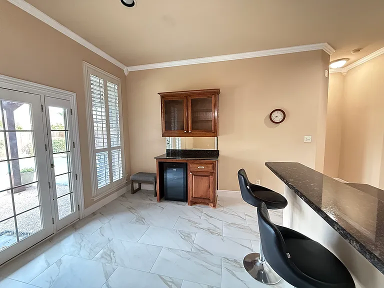 1107 Lyra Ln — Photo 8