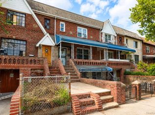 25-30 36th Avenue, Astoria, NY 11106