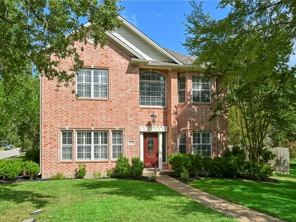 5601 Hampton Ct, Bryan, TX 77802