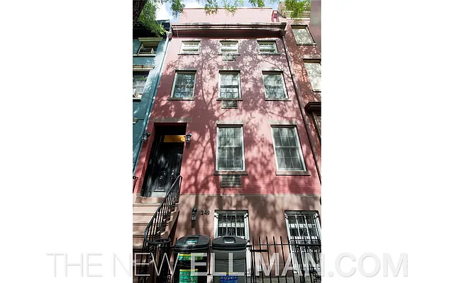 Sold by Douglas Elliman | media 37
