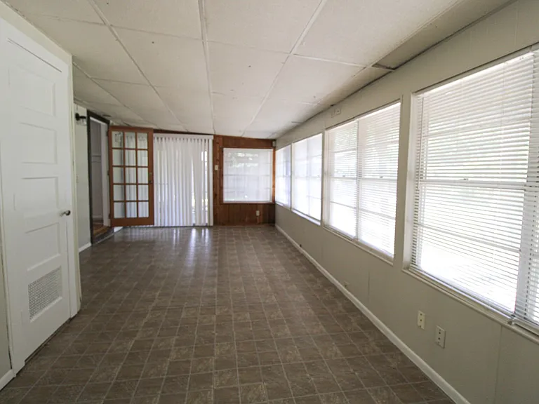 4102 Waikiki Dr — Photo 12