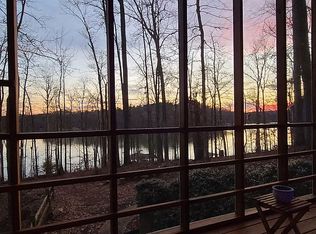 403 Kenwood Dr, Westminster, SC 29693