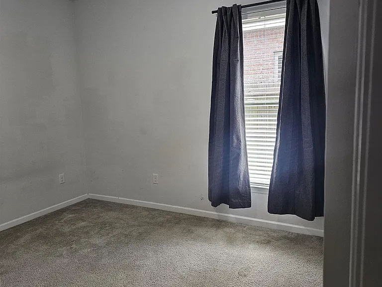 7961 Brown Hickory Ave — Photo 10