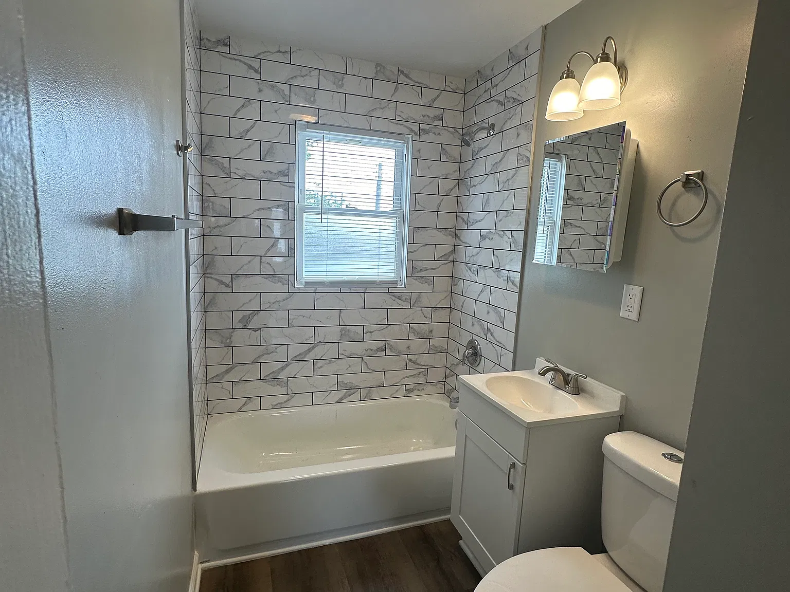 306 Middle St — Photo 1