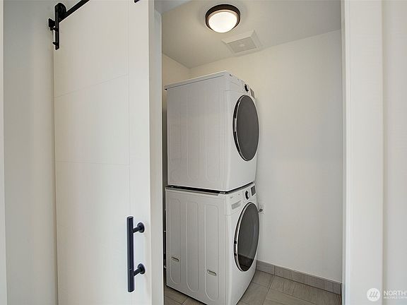 5th image of 5220 1st Avenue NW #B