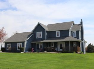 2N997 Howard Rd, Maple Park, IL 60151