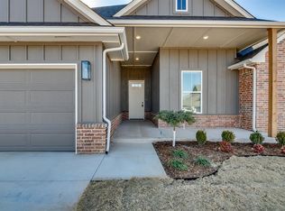 11624 NW 102nd St, Yukon, OK 73099