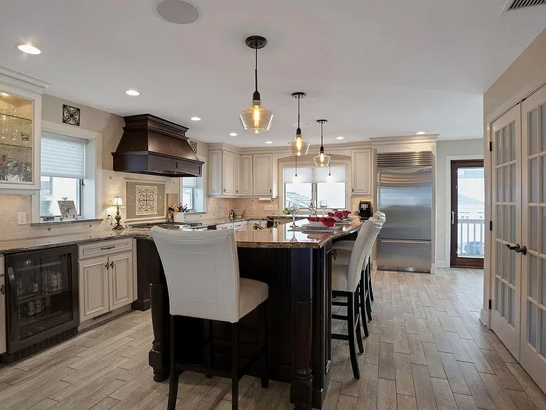 16 N Haverford Ave — Photo 4
