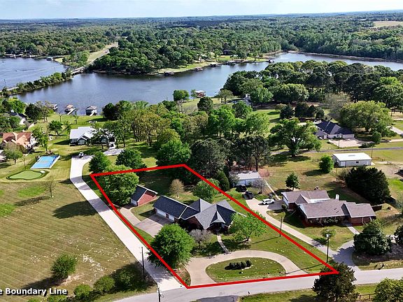 2nd image of 2436 Lakefront Shores Rd