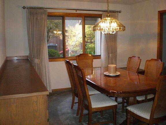 formal dining room