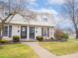 32 Plantation Dr UNIT 32, Agawam, MA 01001